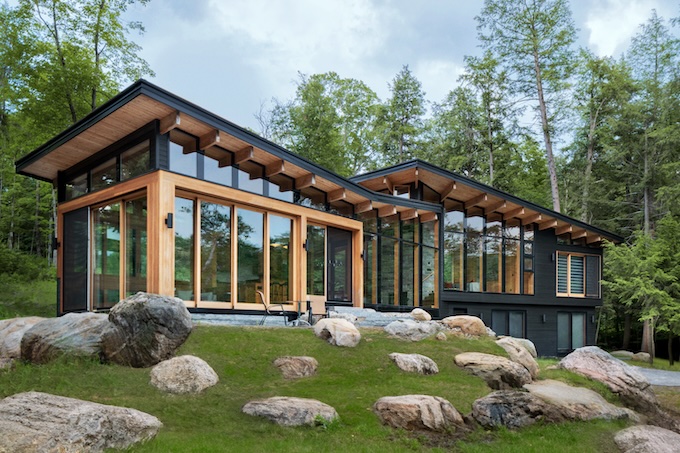 Private luxury in Muskoka - Heated Rivalry’s Cottage Barlochan Cottage