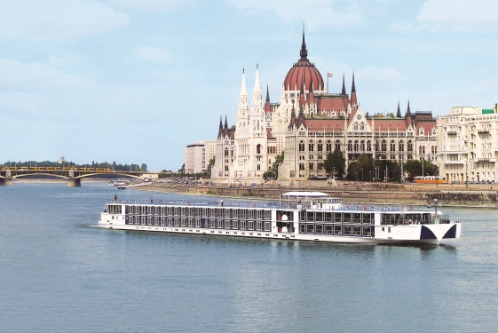 LUXURY CRUISE: River Beatrice