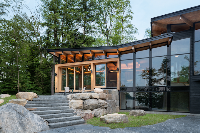 Private luxury in Muskoka - Heated Rivalry’s Cottage Barlochan Cottage